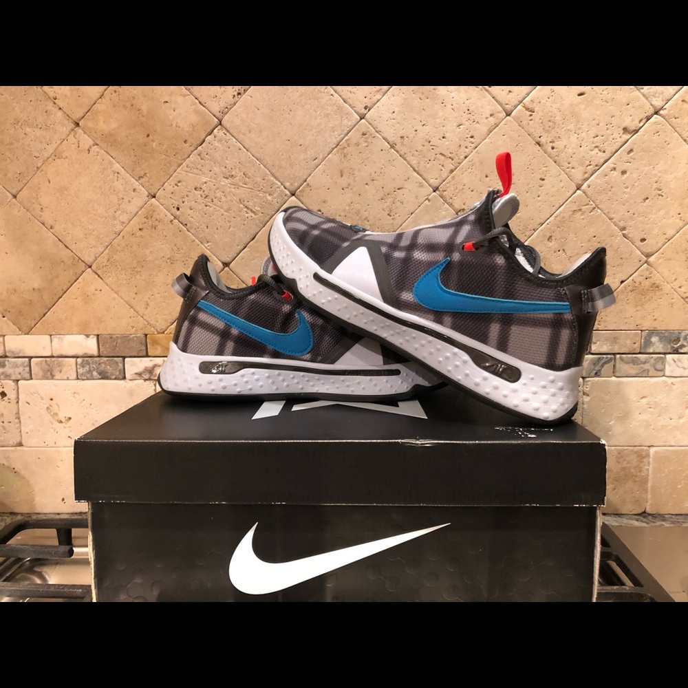 Nike PG 4 Basketball Shoes